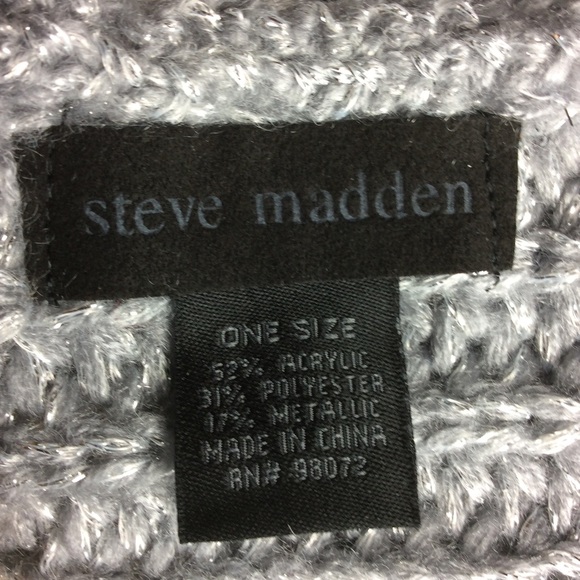 Steve Madden Gray & Pink Infinity Scarf! - Picture 5 of 5